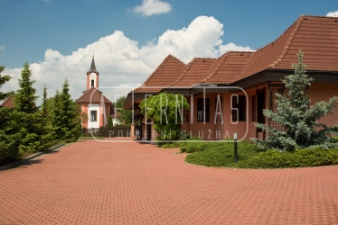 Krematorium VYSOČANSKÉ ZAHRADY, a.s. - 2